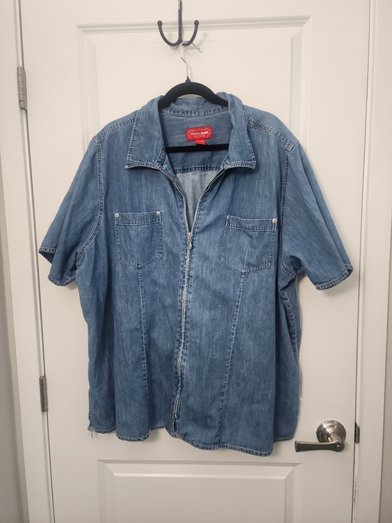 Venezia Jeans Tops - Vintage-Inspired Denim Zip-Front Short Sleeve Shirt - Blue